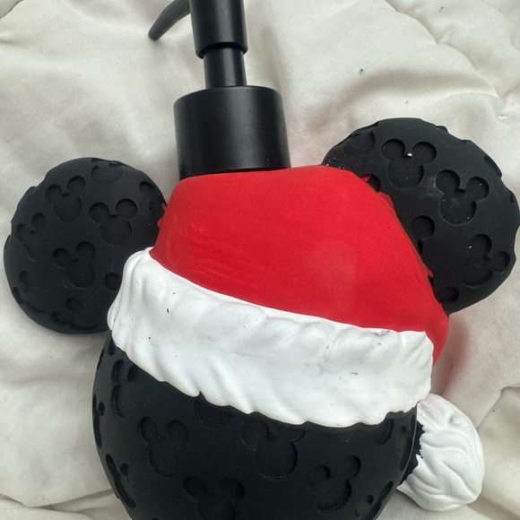 DISNEY CHRISTMAS MICKEY MOUSE W/SANTA HAT SOAP/LOTION DISPENSER BATHROOM - Picture 2 of 5
